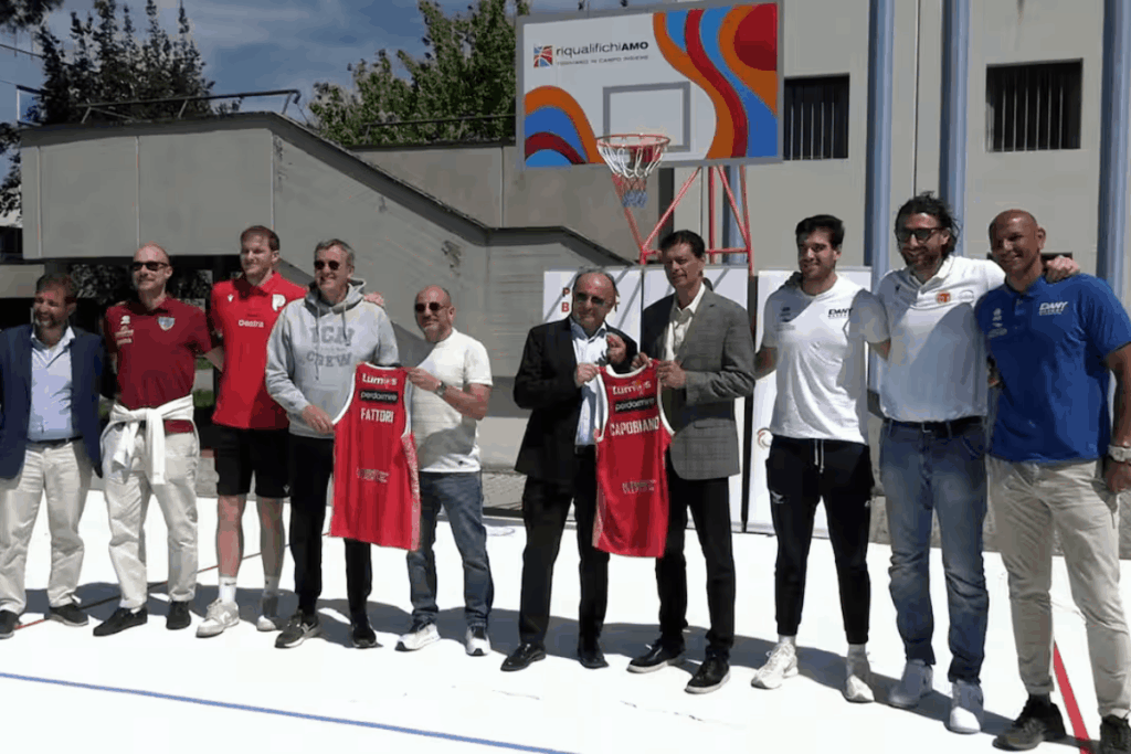 riqualifichiamo-pistoia-basket-2000